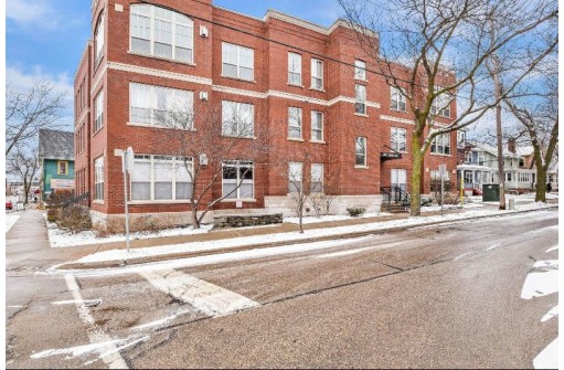 280 Division St 302, Madison, WI 53704