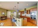 137 E Wilson St 611, Madison, WI 53703