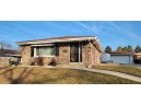 2822 S 98th St, West Allis, WI 53227