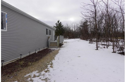 E13871 Dan Mar Ct, Merrimac, WI 53561