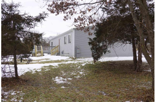 E13871 Dan Mar Ct, Merrimac, WI 53561