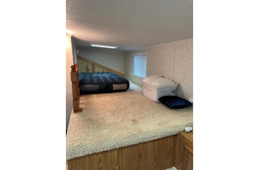 346 Campfire Cir, Edgerton, WI 53534