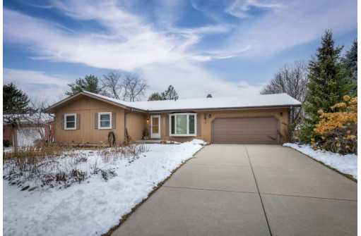 2330 Canterbury Rd, Madison, WI 53711