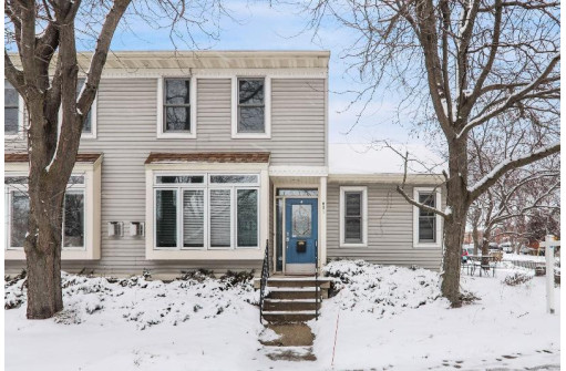 831 S Mills St, Madison, WI 53715