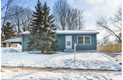 1909 Thackeray Rd, Madison, WI 53704