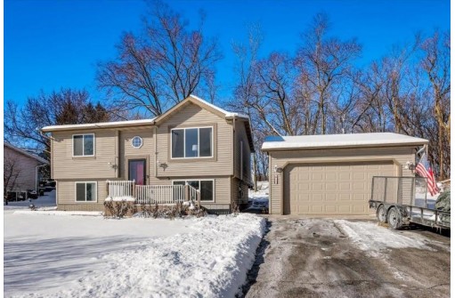 500 North St, Clyman, WI 53016