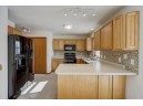 6831 Bluff Point Dr, Madison, WI 53718