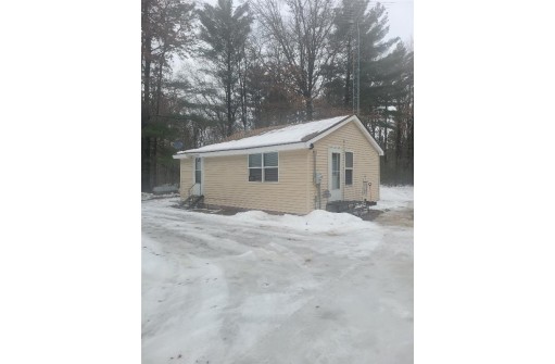 W7658 2nd St, Necedah, WI 54646