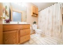 3236 Stonecreek Dr, Madison, WI 53719