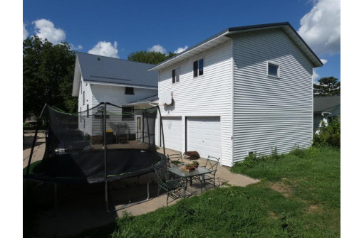 845 12th St, Fennimore, WI 53809