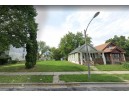 2965 N 18th St, Milwaukee, WI 53206