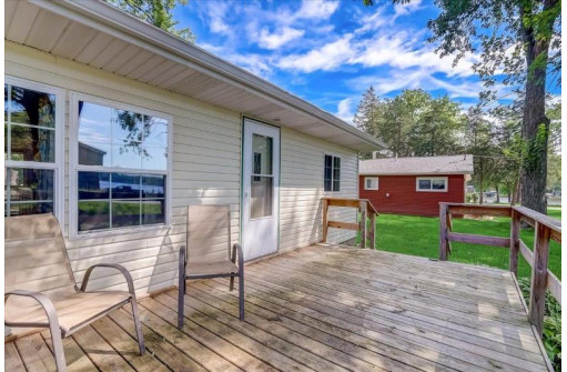 S7744 W Grandview Ave, Merrimac, WI 53561