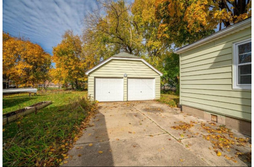 2438 E Mifflin St, Madison, WI 53704