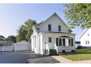 713 Charles St Fort Atkinson, WI 53538