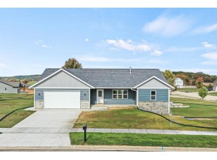 2143 Cambridge Ct Reedsburg, WI 53959