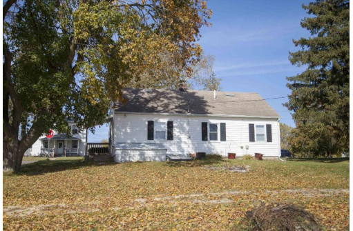 325 W Washington St, Dodgeville, WI 53533