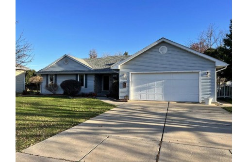 4023 Tisbury Dr, Janesville, WI 53546