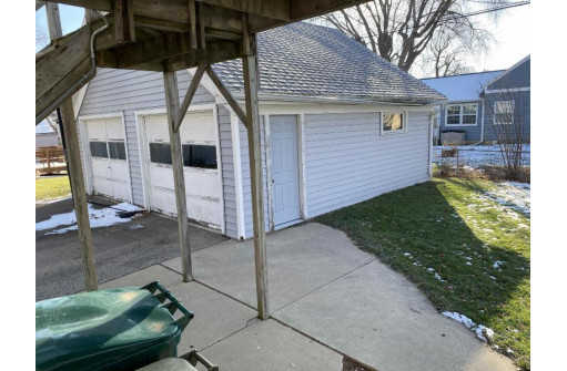 109 Olmstead St, Waupun, WI 53963