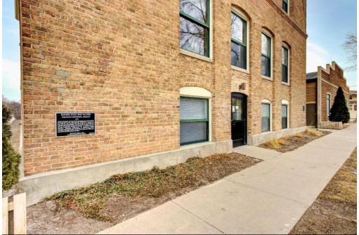 123 N Blount St 102, Madison, WI 53703