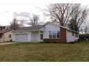 1418 S Walnut St, Janesville, WI 53546