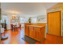 952 Rockefeller Ln, Madison, WI 53704-7850