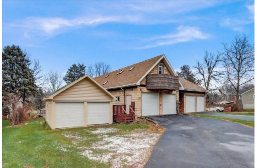 722 Moorland Rd, Madison, WI 53713