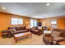 6617 Annestown Dr, Madison, WI 53718-3327