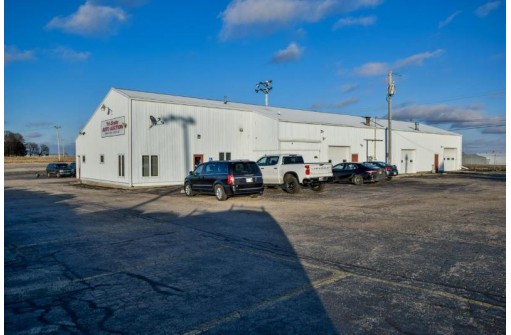 1911 Hwy 80, Hazel Green, WI 53811