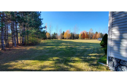 S2672 Vanhy Rd, Baraboo, WI 53913