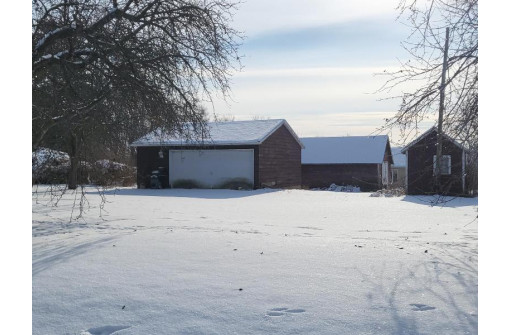 2944 S Paddock Rd, Beloit, WI 53511