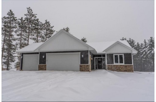 807 Pine Cir, Portage, WI 53901