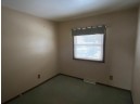 28 S Sumac Dr, Janesville, WI 53545