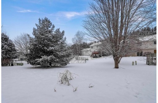 506 Meadow View Ln, DeForest, WI 53532