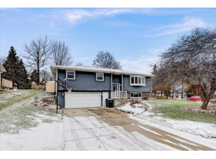 310 Acker Pky DeForest, WI 53532