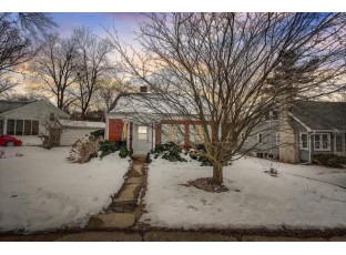 54 S Meadow Ln Madison, WI 53705