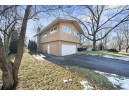 5305 Greenbriar Ln, Madison, WI 53714