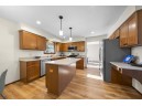 5305 Greenbriar Ln, Madison, WI 53714