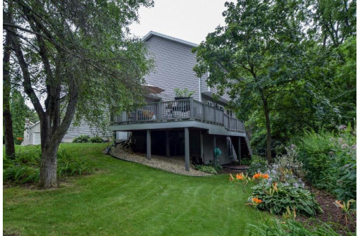 7253 E Valley Ridge Dr, Madison, WI 53719-2355