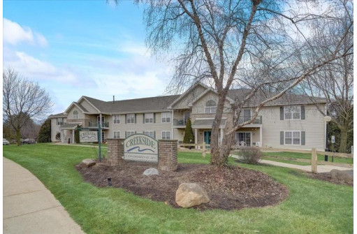 203 Kearney Way 306, Waunakee, WI 53597