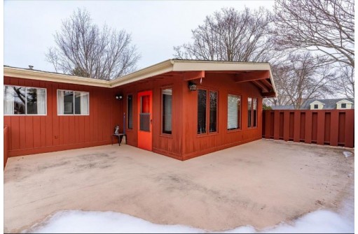 201 Marinette Tr, Madison, WI 53705-4718