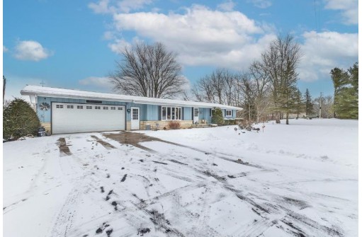 4546 S Hwy 35/61, Potosi, WI 53820