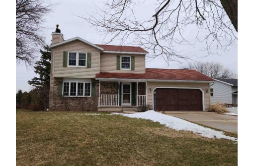 5812 Chesapeake Cir, Fitchburg, WI 53719