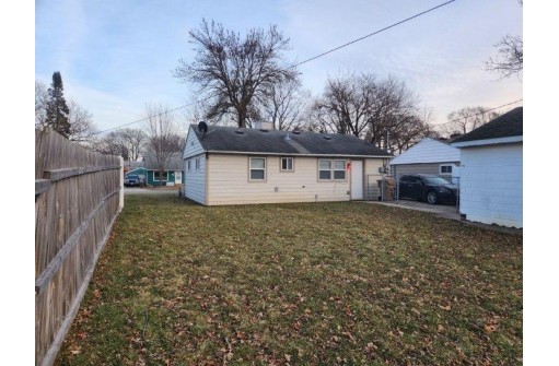 38 Walter St, Madison, WI 53714