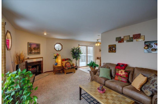 3 Bahr Circle, Madison, WI 53719