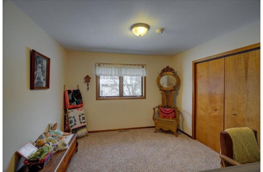 3 Bahr Circle, Madison, WI 53719