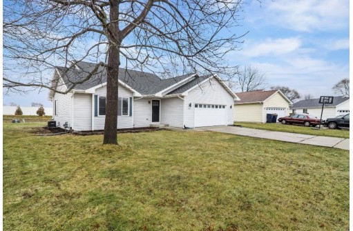 467 S Orchard St, Janesville, WI 53548