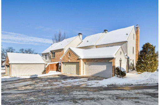 6945 Old Sauk Rd, Madison, WI 53713