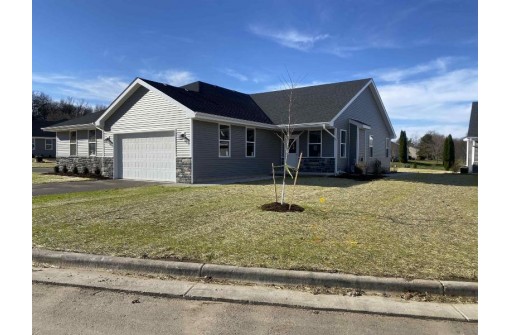 134 Bristle Way, Edgerton, WI 53534