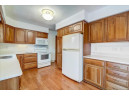 1005 Magnolia Ln, Madison, WI 53713