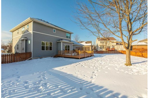 805 Moonlight Tr, Verona, WI 53593